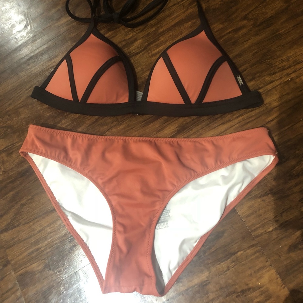 VS bikini set
